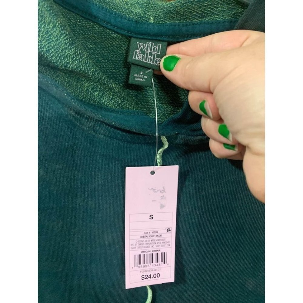NWT Wild Fable Womens Comfy Hooded Top Size Small Green - Picture 3 of 4